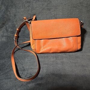 Frye Leather Reed Crossbody Color Burnt Orange - $288  A375850